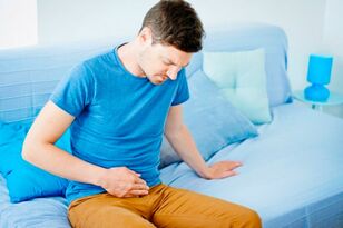 Schmerzen im Unterbauch sind das erste Anzeichen einer bevorstehenden Prostatitis